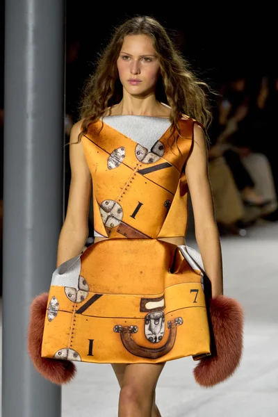 Look 20